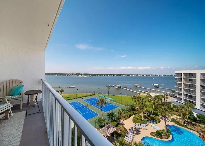 Apartment Surf & Racquet Club 705b *