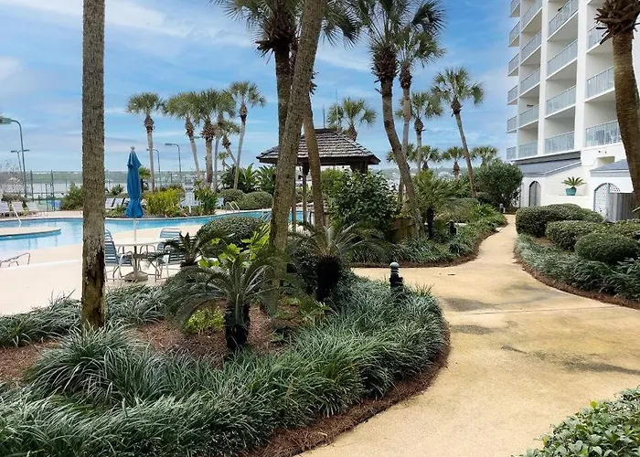 Surf & Racquet Club 705b Apartment *